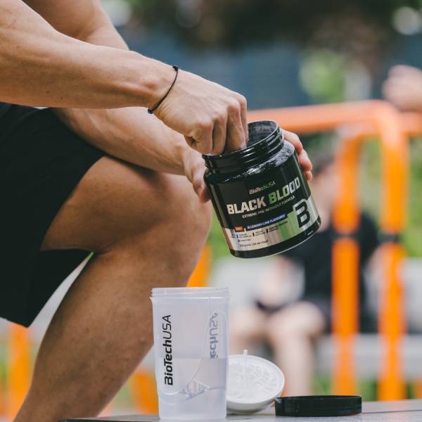 BioTechUSA Black Blood CAF+